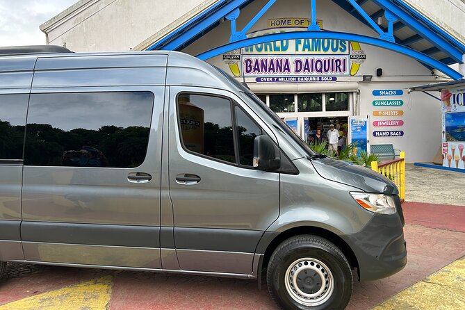 3 Hours Luxury Mercedes Van Tour in Saint Thomas - Drake’s Seat frames Magens Bay