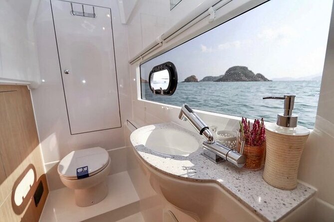 Half Day Luxury Catamaran Turtle Snorkel And Beach - Between stops: snacks, drinks, and a useful reset
