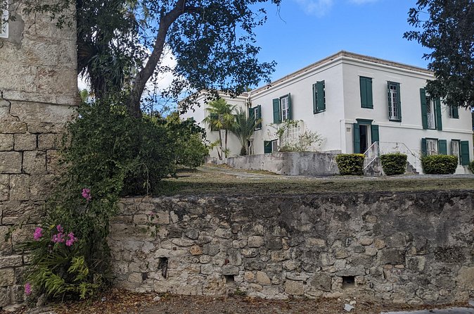 Historical attractions of Alexander Hamillton Mother's Gravesite - The ruins connected to enslaved people