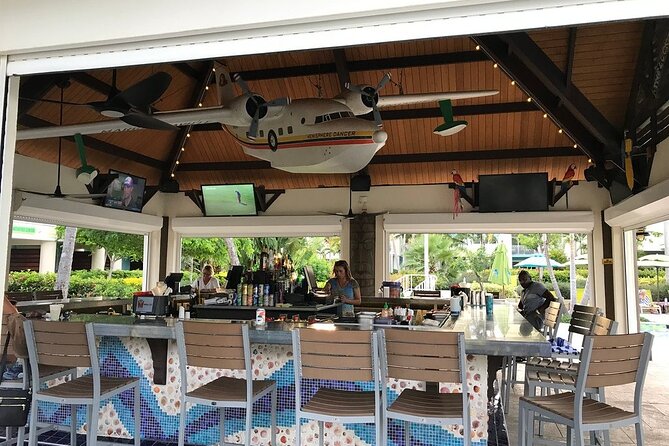 Paradise Taxi & Tours USVI-St. Thomas Airport Transfer to Wyndham Margaritaville - The 30 to 35 minute ride to Margaritaville