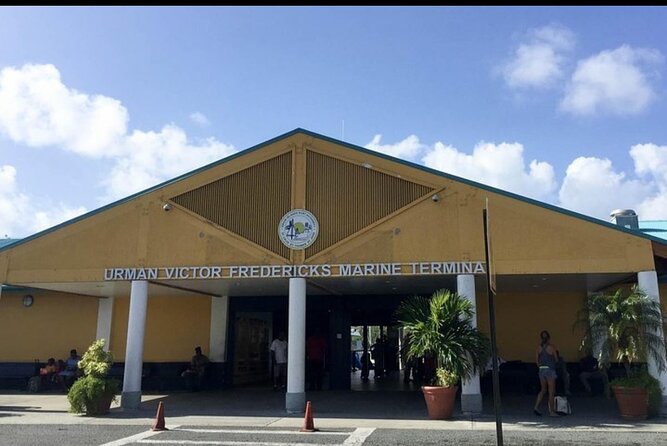 Prince Taxi & Tours St.Thomas Airport transfer to Redhook Ferry - A simple start from St. Thomas airport