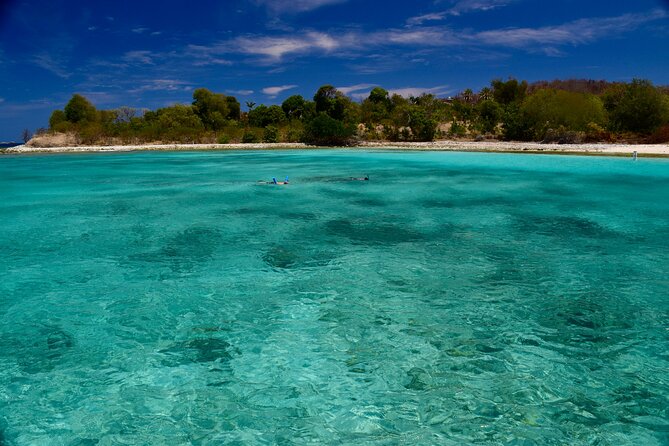 Private Power Catamaran. Secluded Beaches, Snorkeling, Turtles for Full/Half Day - Beach hopping and secluded coves