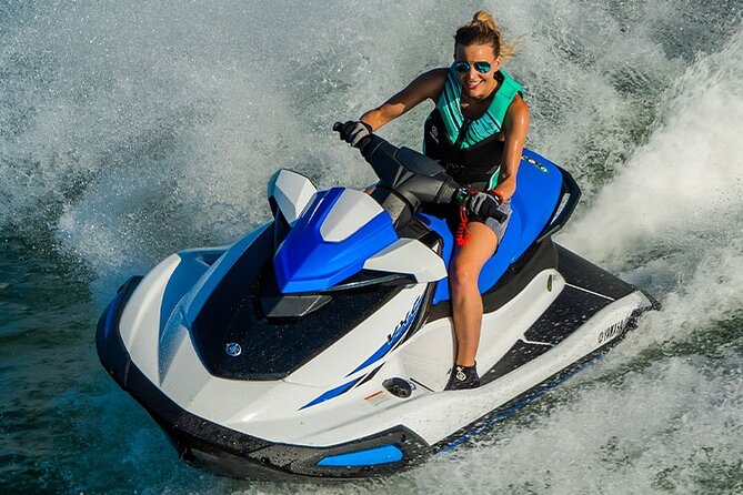 St Thomas Jet Ski Rental - What happens during the one-hour rental