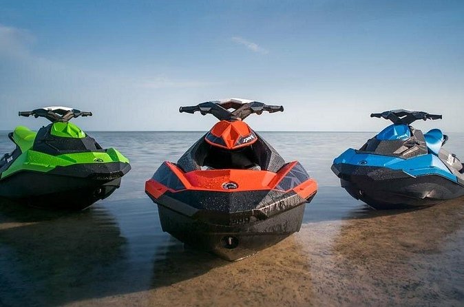St Thomas Jet Ski Rental - Riding alone or following a guide