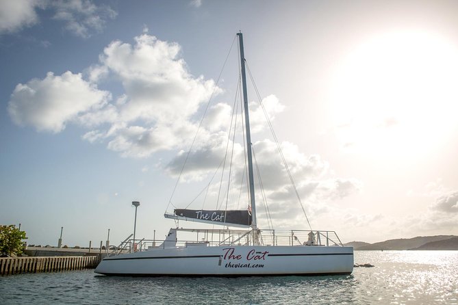 Sunset Sail with Cocktails and Appetizers - The crew sets the tone