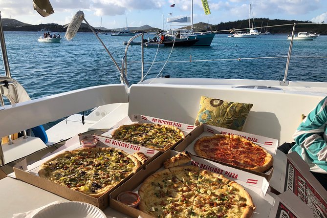 Turtles, Pizza Pi & Sunset trip - Why this six-hour sailing trip feels different